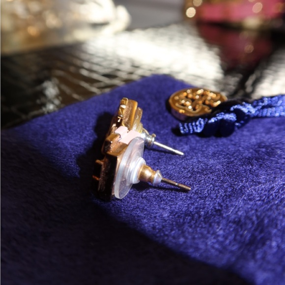 NEW TORY BURCH LOGO EARRINGS! - Picture 2 of 3